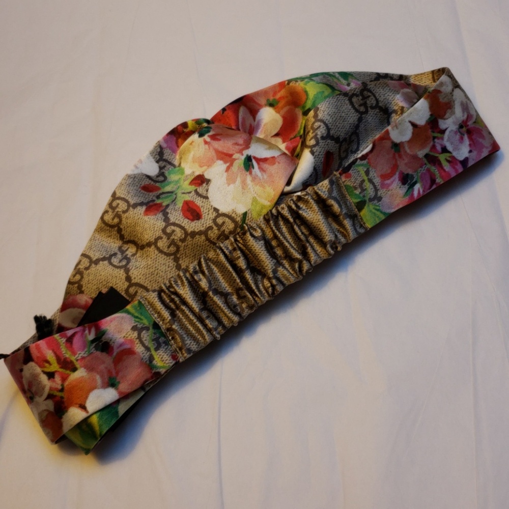 🌟🌟SOLD🌟🌟 Gucci Blooms Satin Headband - Picture 8 of 8